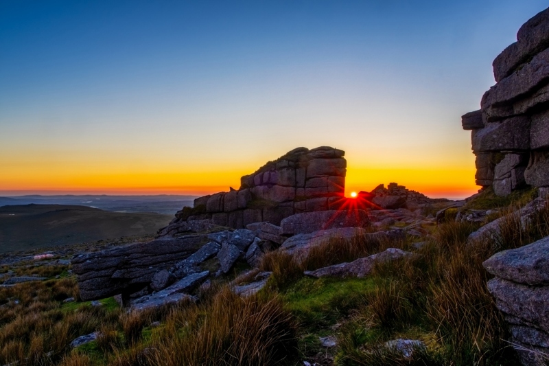 dartmoor-tor-HD