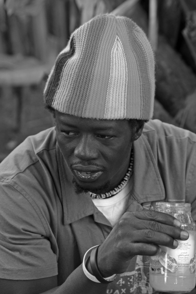 TASTING PALM JUICE